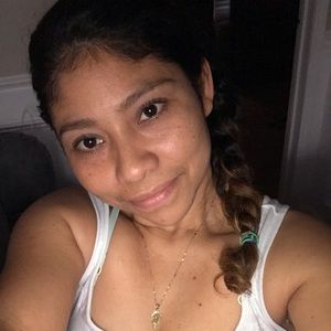 Meet your Posher, Esmeralda